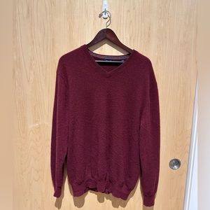 Burgundy Cashmere V-Neck Sweater by Linea Rosso